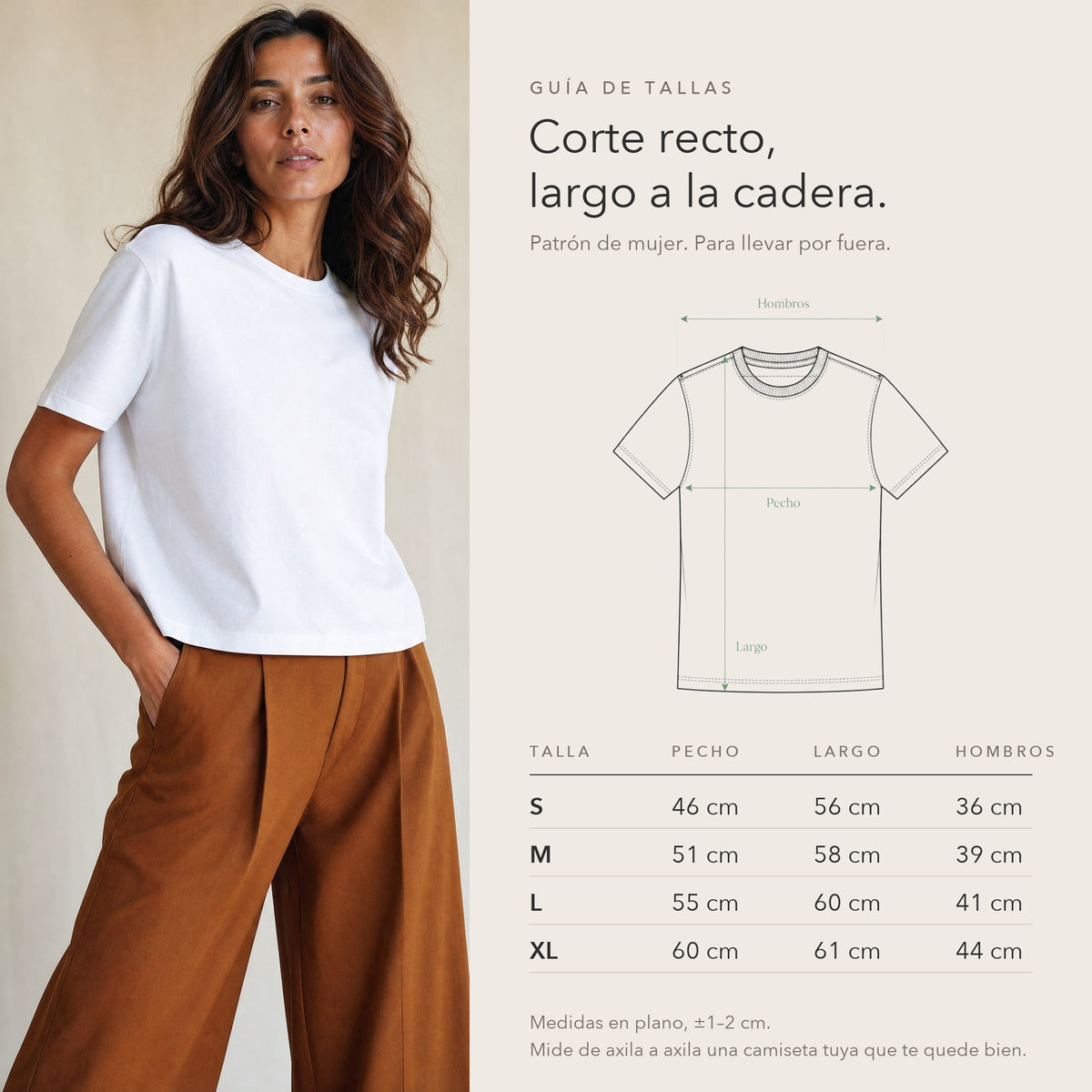 Guía de tallas de la camiseta blanca KŌOCH Essential: mujer con la camiseta y tabla de pecho, largo y hombros en cm de la S a la XL